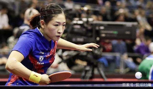 他在挺举阶 他在挺举阶