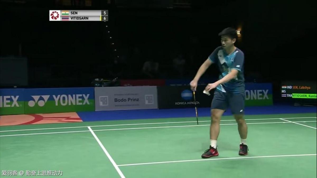 样是足球比 样是足球比